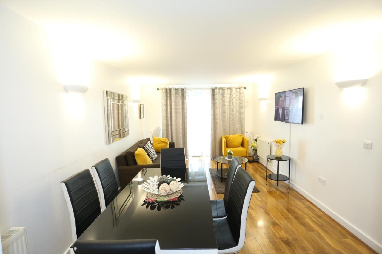 Lovely View 2 Beds 2 Bath Apartment, Londra Esterno foto