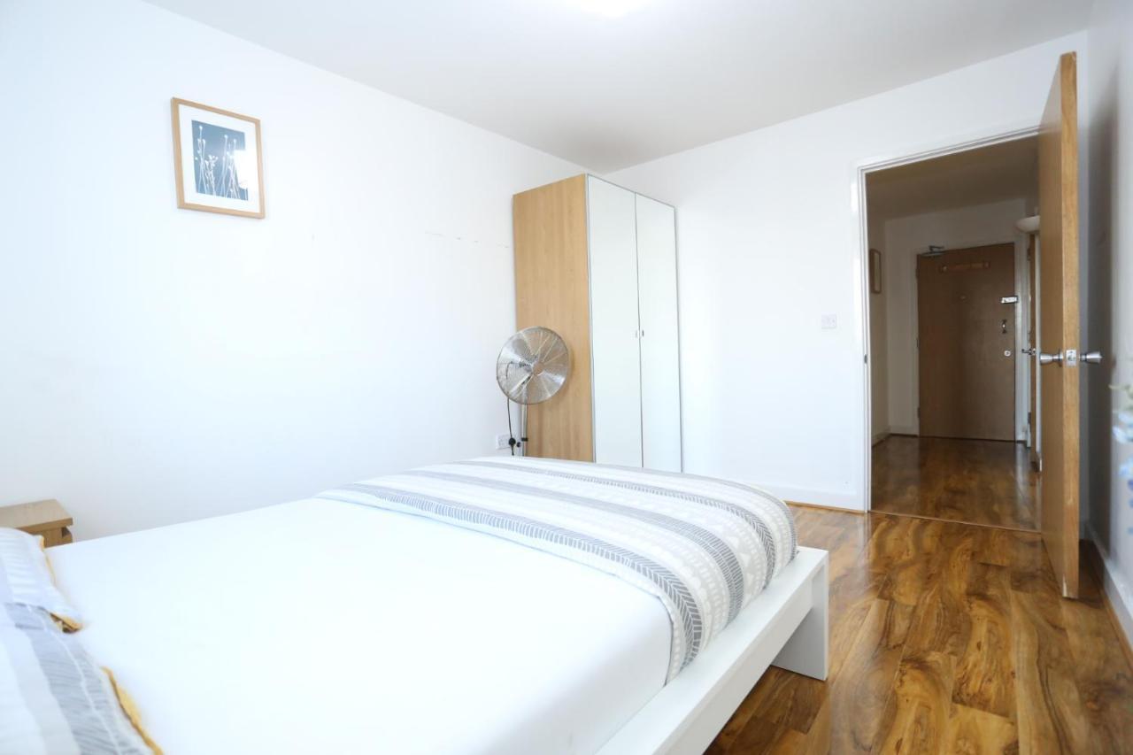 Lovely View 2 Beds 2 Bath Apartment, Londra Esterno foto